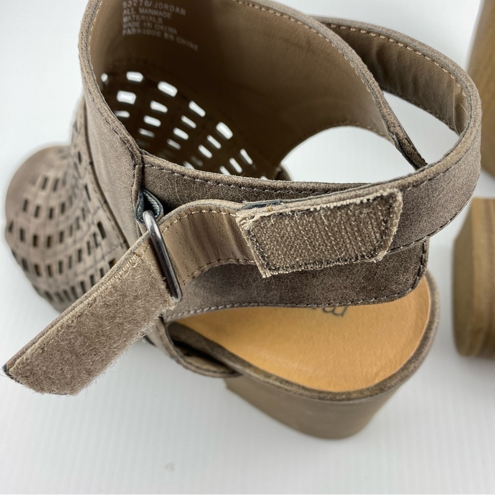 Maurices Block Heel Shoes Open Toe and Back Sz 9M - Picture 11 of 12